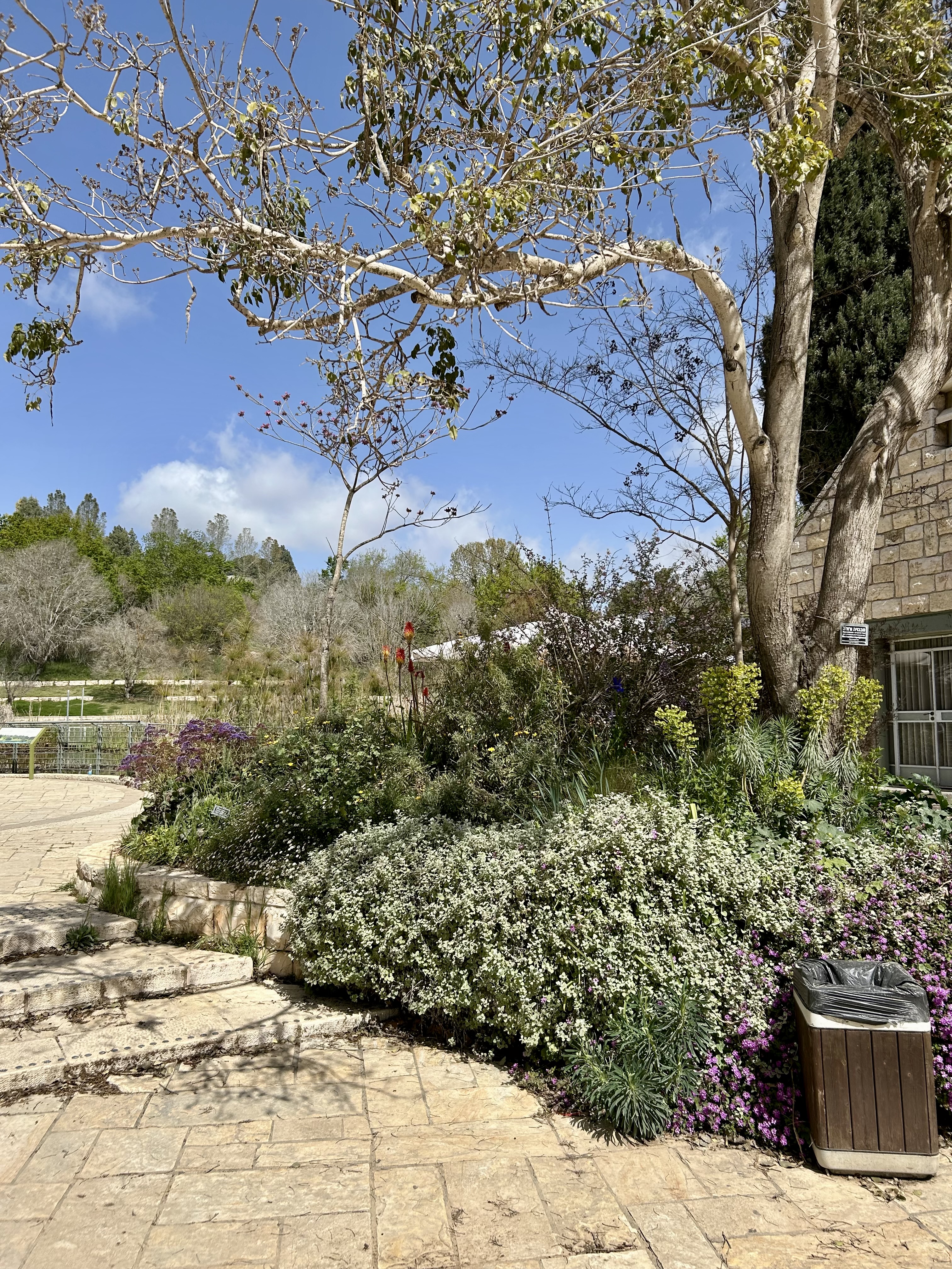 Visit to Jerusalem Botanical Garden on Chol HaMoed Pesach